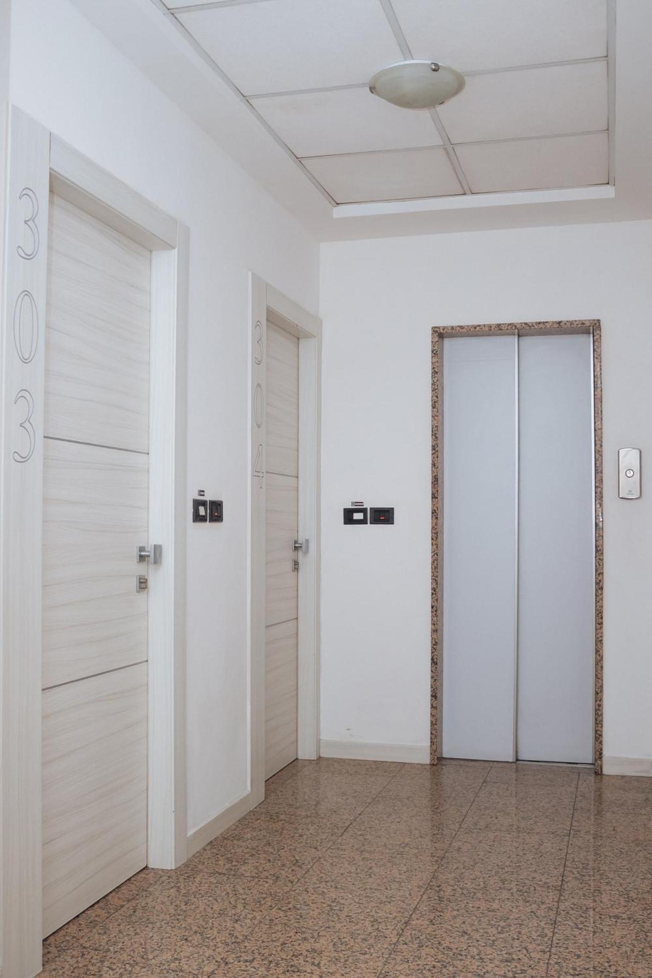 Gabbiano Apartments Римини Экстерьер фото