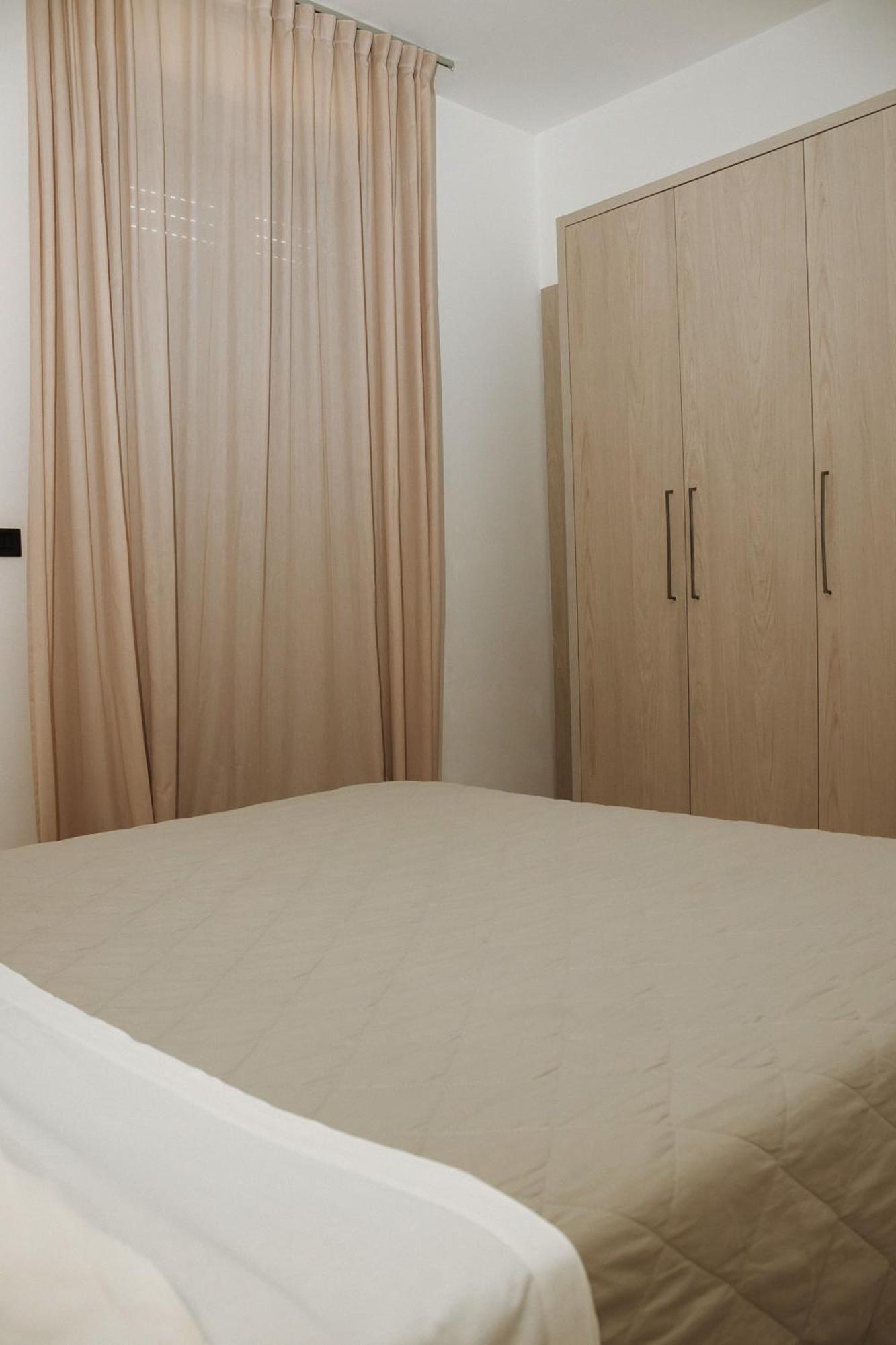 Gabbiano Apartments Римини Экстерьер фото